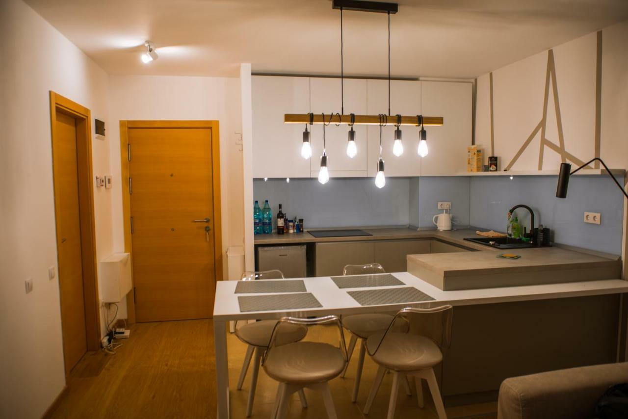 Apartament 5 Stars Apartament *